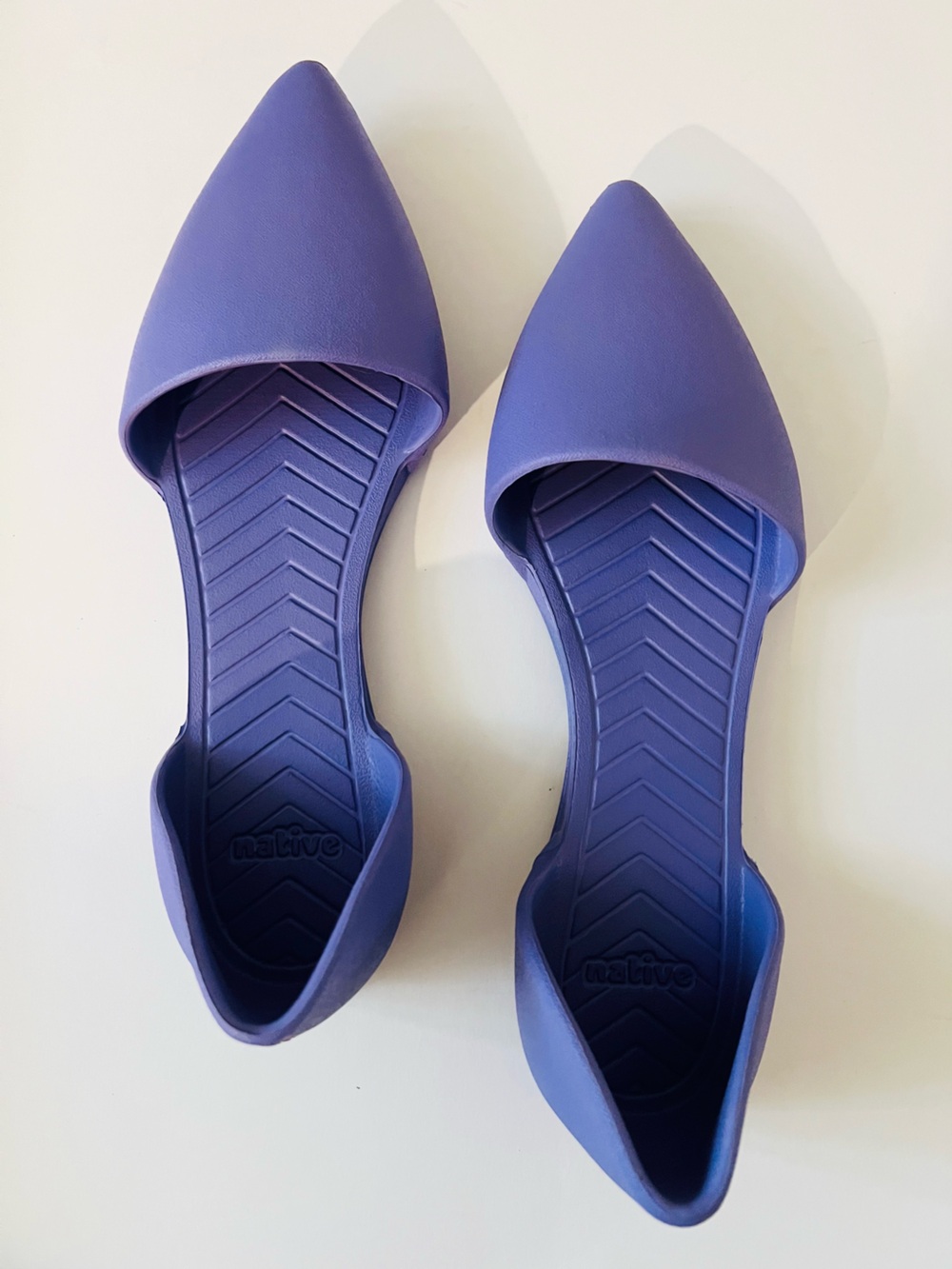 Native Women's Purple Pointed Audrey Flats Rubber Shoe Size 7 Womens